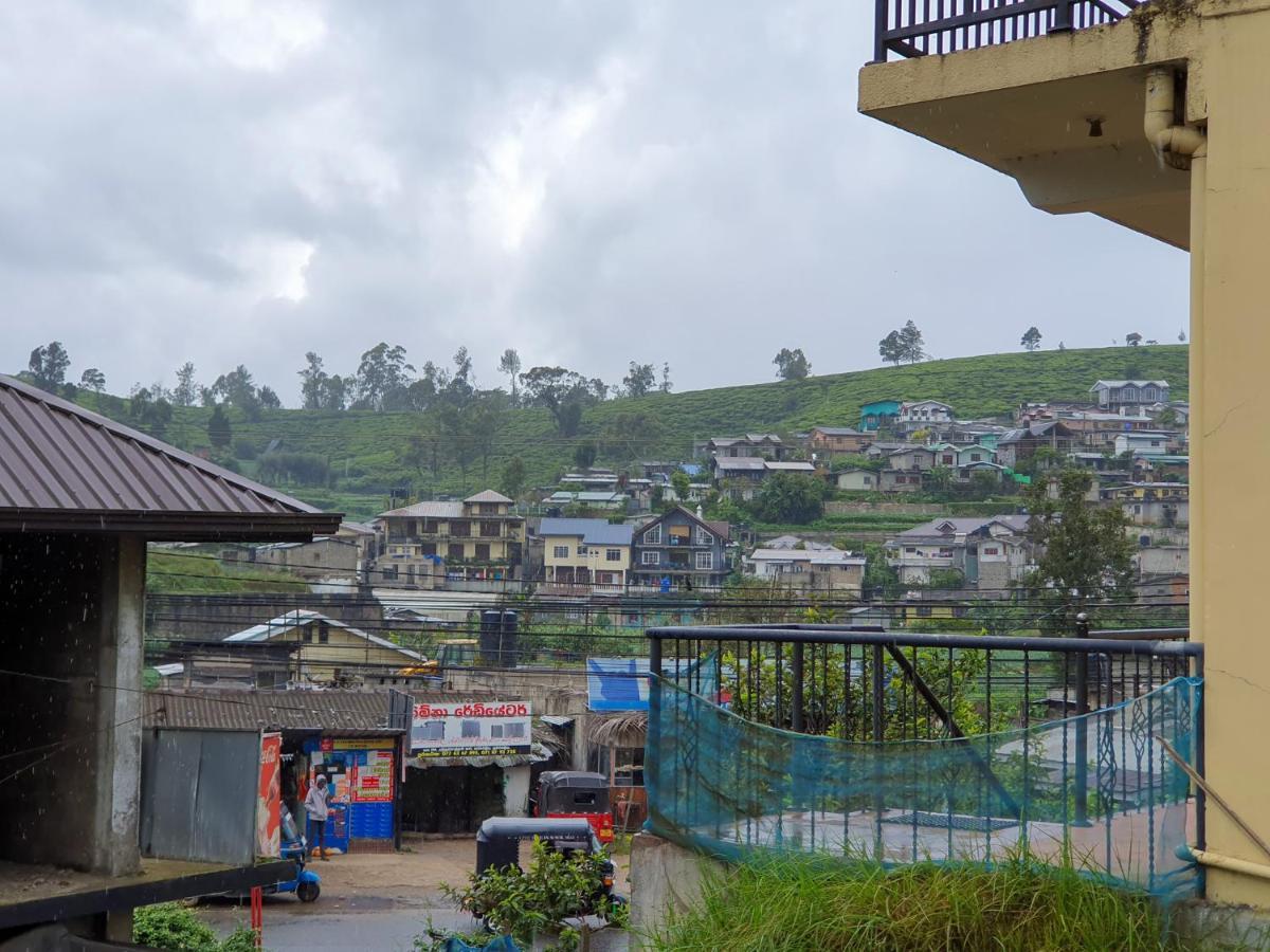 Hotel Ruchi House Nuwara Eliya Esterno foto