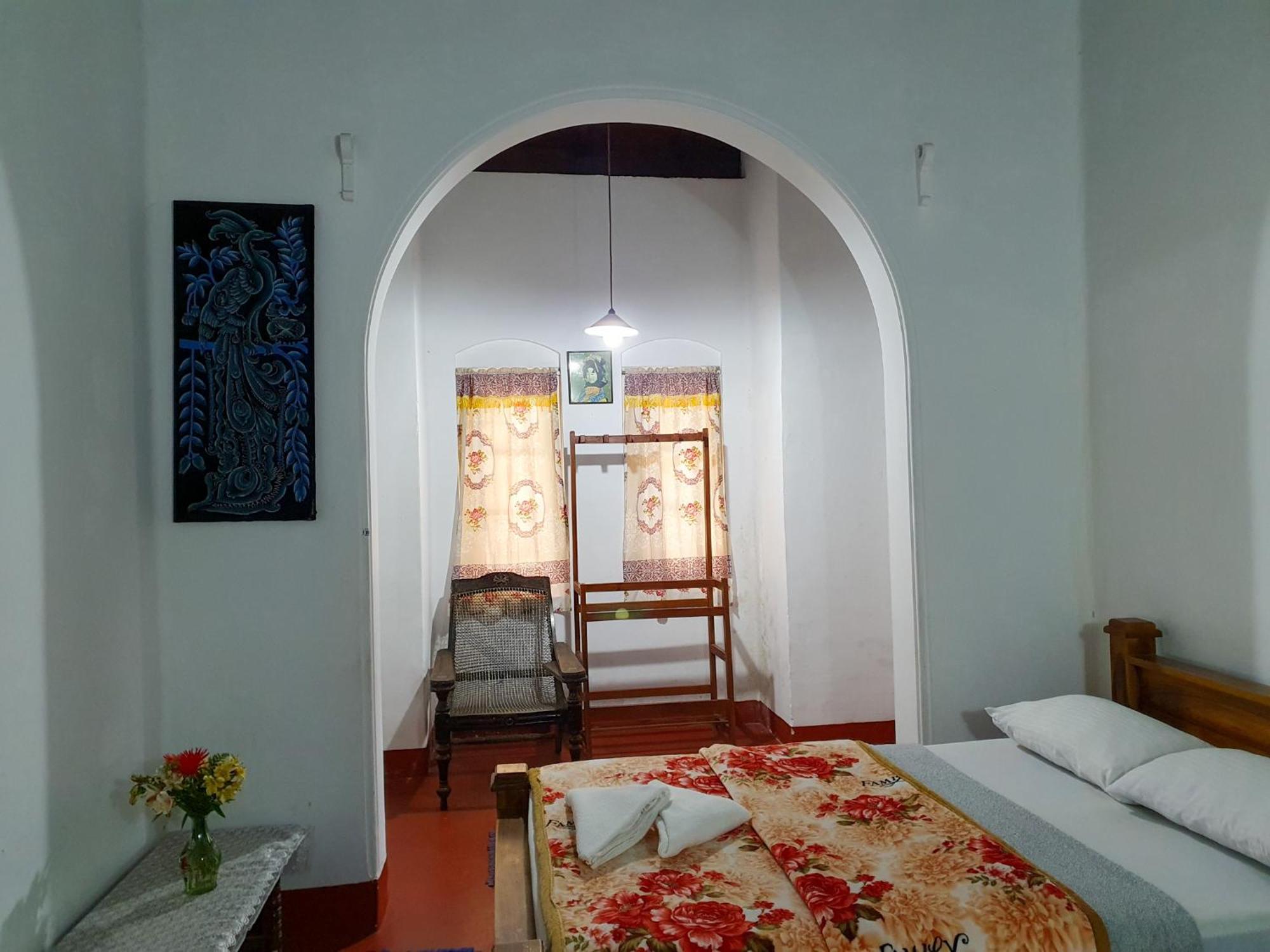 Hotel Ruchi House Nuwara Eliya Esterno foto
